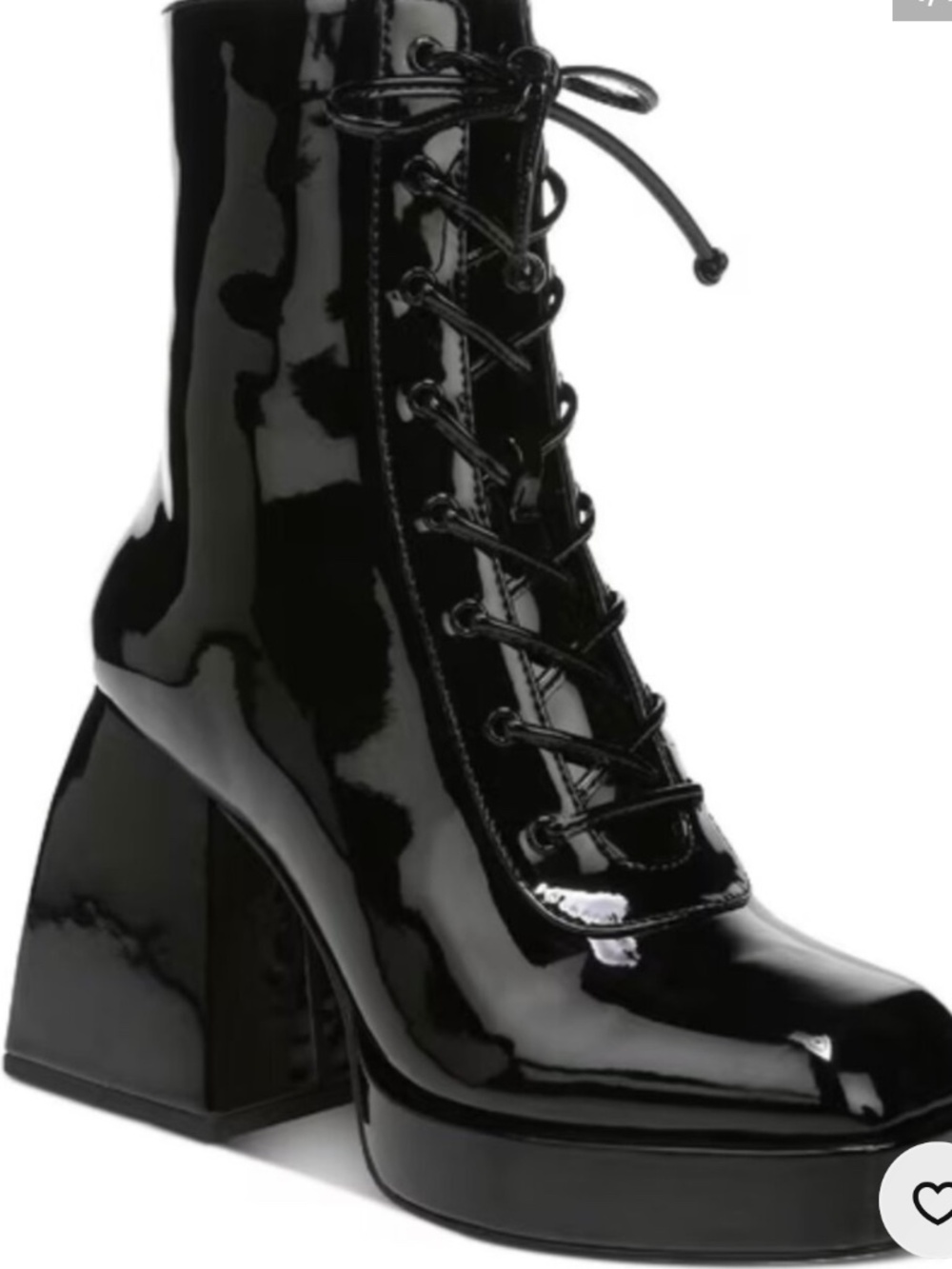 Circus by Sam Edelman Kia Platform Boots NWT size 8
